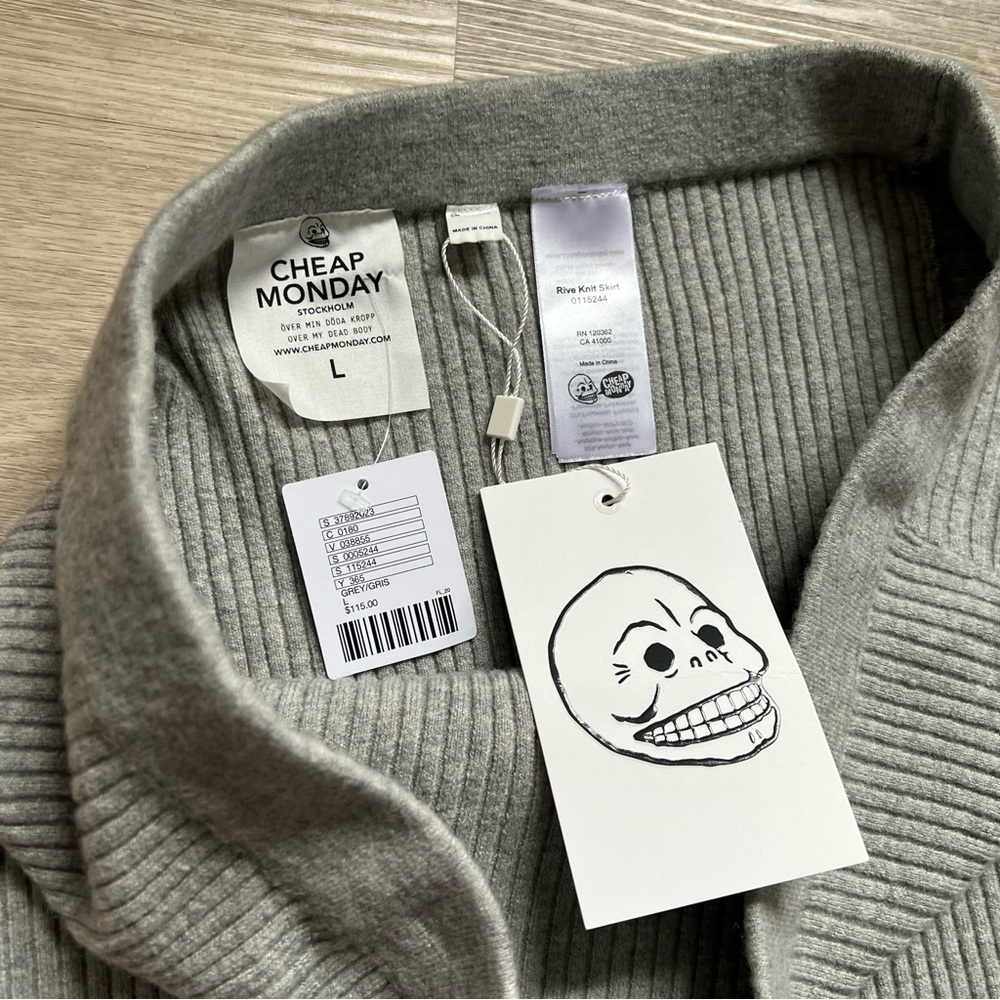 Cheap Monday NWT grey ribbed midi skirt - Picture 2 of 7